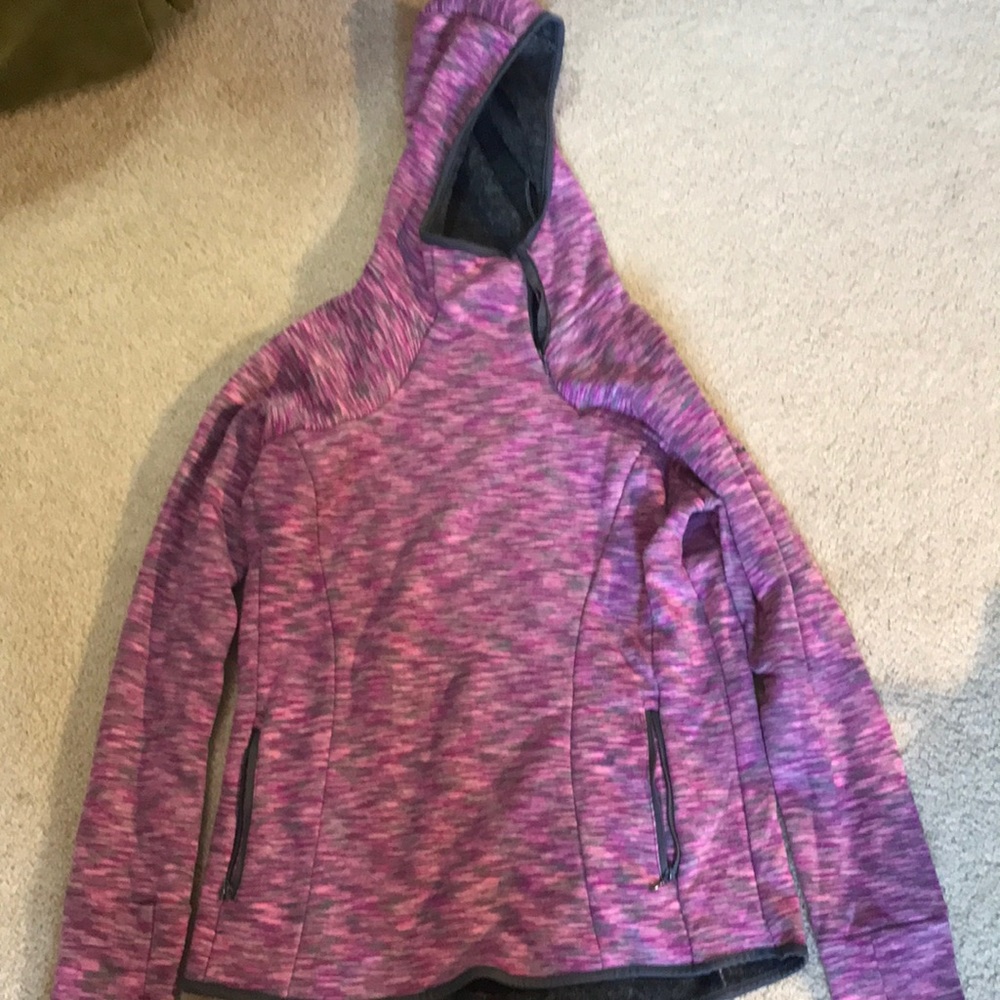 Fuzzy fitted sweatshirt